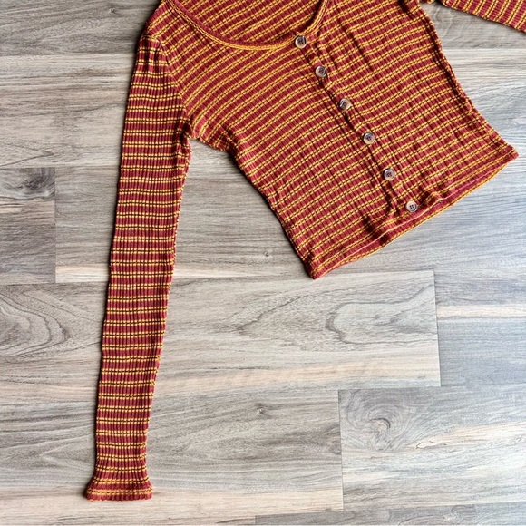 Garage P/S Striped Ribbed Button Front Long Sleeve Top Red Yellow Scoop Neck - Picture 9 of 10